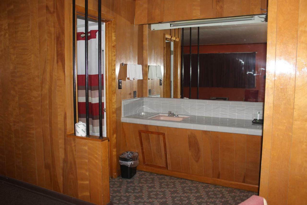 Budget Motel 2*